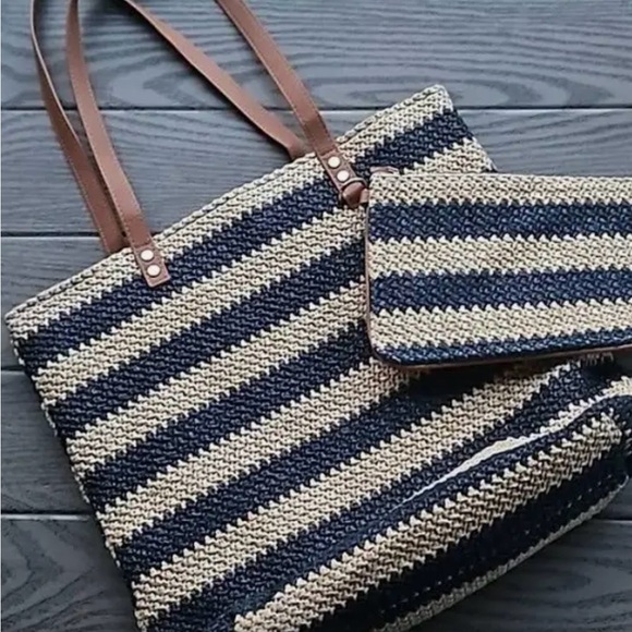 thirty-one Handbags - Thirty One Bundle In Navy Striped Straw